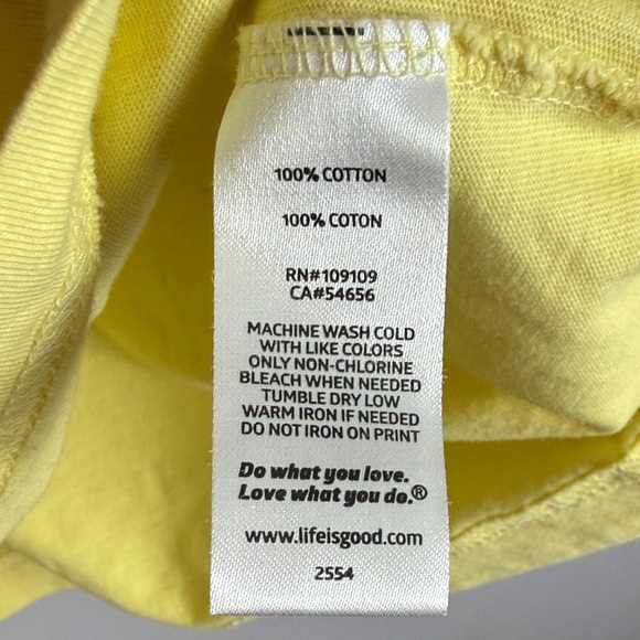Life Is Good Cotton Men's Adirondack Jake Sunny Yellow Medium Crusher Tee - Picture 10 of 11